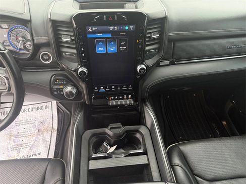 Used 2022 RAM 1500 Limited image 11