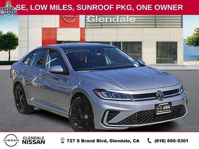 Used 2025 Volkswagen Jetta SE