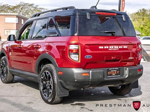 Used 2025 Ford Bronco Sport Outer Banks AWD/4WD image 15