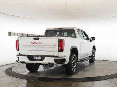 Used 2024 GMC Sierra 1500 AT4 w/ Technology Package image 7