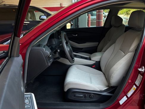 Used 2025 Honda Accord SE image 10
