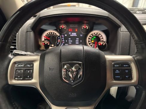 Used 2017 RAM 1500 Laramie image 12