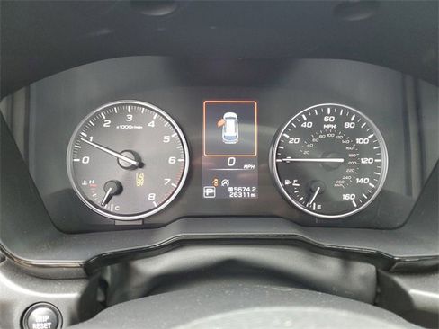 Used 2024 Subaru Outback Premium image 9