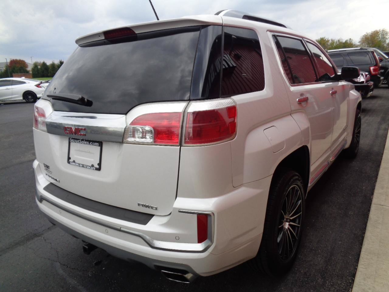 Used 2016 GMC Terrain Denali AWD/4WD image 5