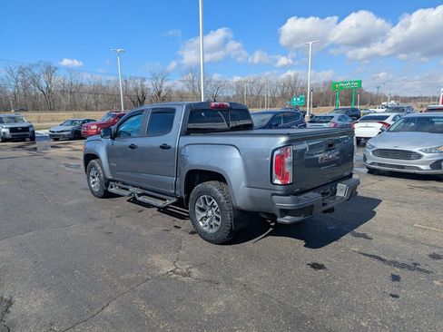 Used 2022 GMC Canyon AT4 w/ Trailering Package image 5