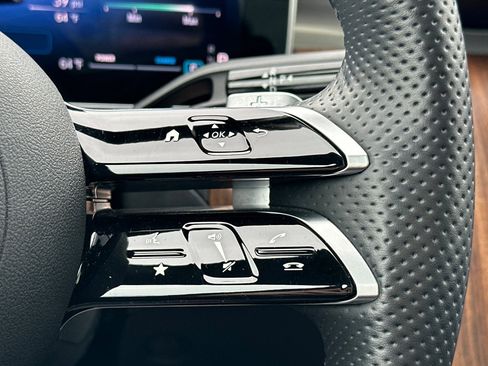 Certified 2025 Mercedes-Benz C 300 Sedan image 27