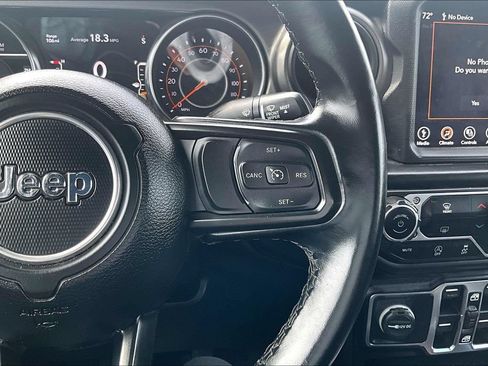 Used 2021 Jeep Gladiator Sport AWD/4WD image 13