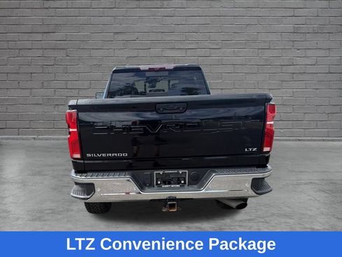 Used 2024 Chevrolet Silverado 2500 LTZ w/ LTZ Premium Package AWD/4WD image 8