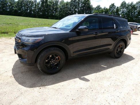 New 2026 Ford Explorer Tremor w/ Tremor Ultimate Package AWD/4WD image 9