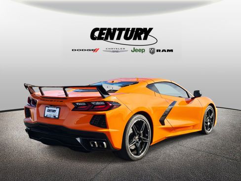 Used 2022 Chevrolet Corvette Stingray Preferred Cpe w/ Z51 Performance Package image 4