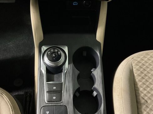 Used 2021 Ford Escape SE image 27