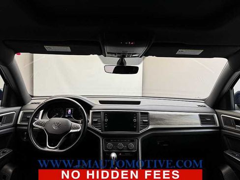 Used 2020 Volkswagen Atlas Cross Sport SE w/ Panoramic Sunroof Package AWD/4WD image 12