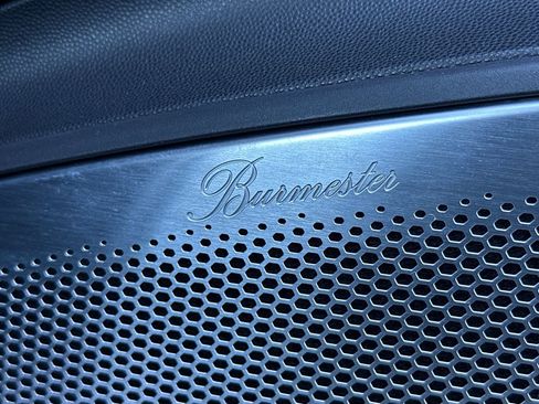 Certified 2025 Porsche Macan 4S Electric image 36