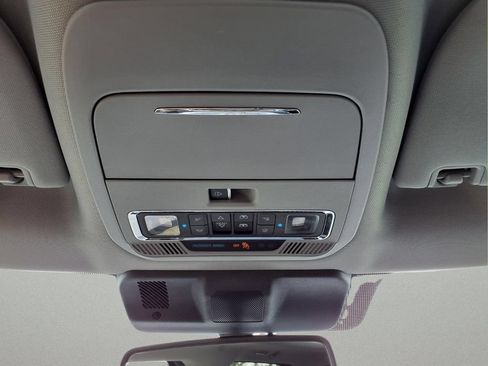 Used 2022 Ford F150 Lariat w/ Equipment Group 502A High AWD/4WD image 25