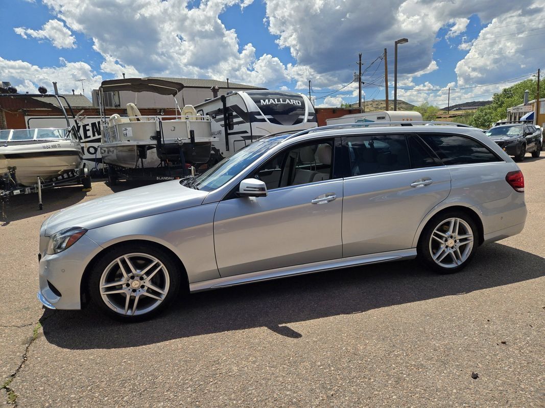 Used 2014 Mercedes-Benz E 350 4MATIC Wagon image 6