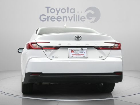 Used 2025 Toyota Camry LE w/ Convenience Package FWD image 10
