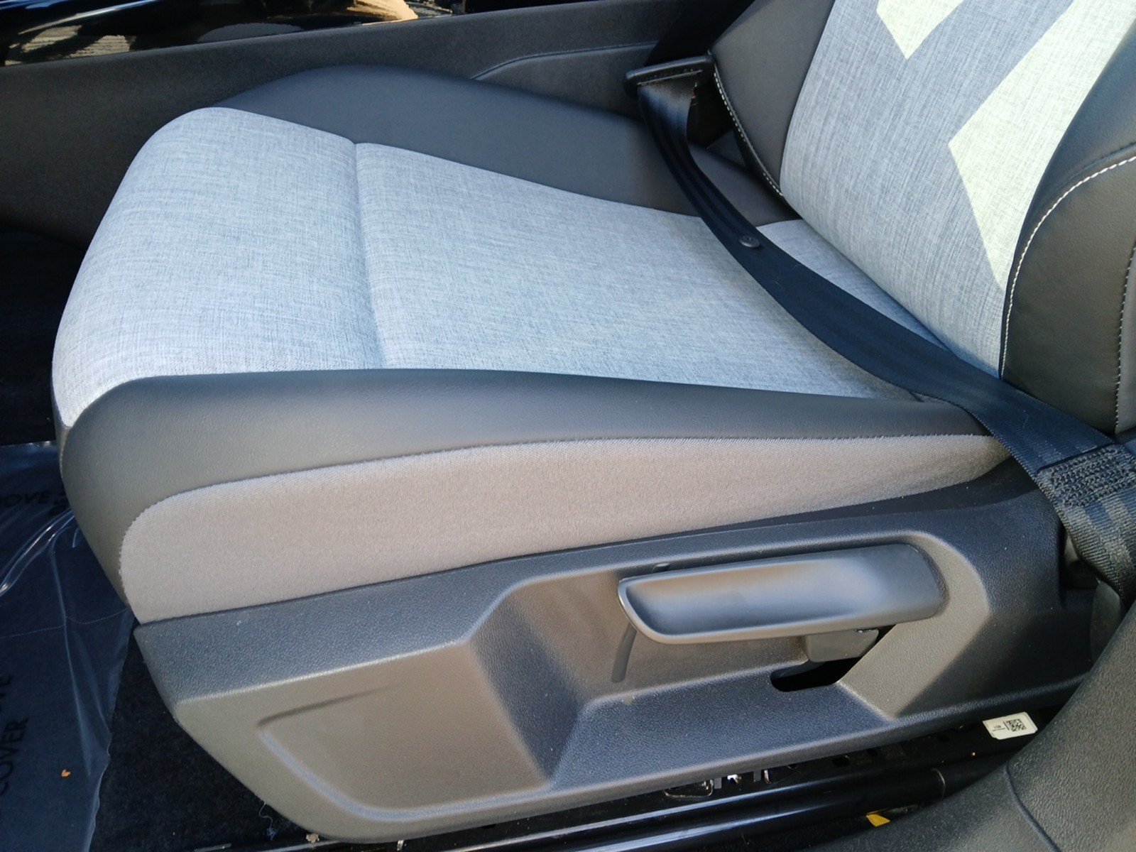 Used 2025 Volkswagen ID.4 Pro AWD/4WD image 18