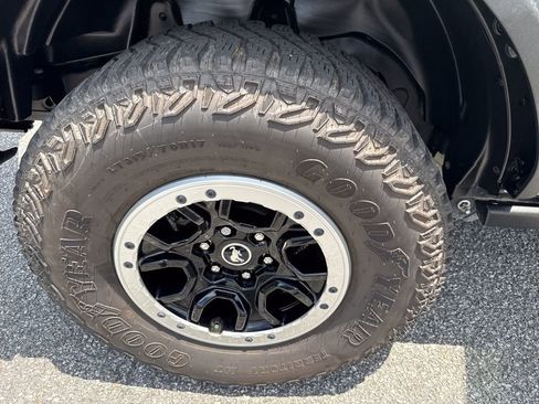 Used 2023 Ford Bronco Badlands AWD/4WD image 19