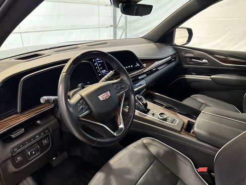 Certified 2022 Cadillac Escalade ESV Premium Luxury w/ Performance Package image 10