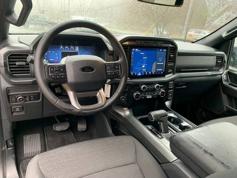 Used 2024 Ford F150 XLT w/ XLT Black Appearance Package image 21