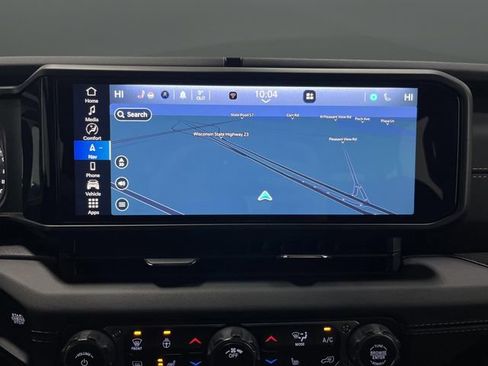 Used 2024 Jeep Wrangler Sahara w/ Technology Group image 9