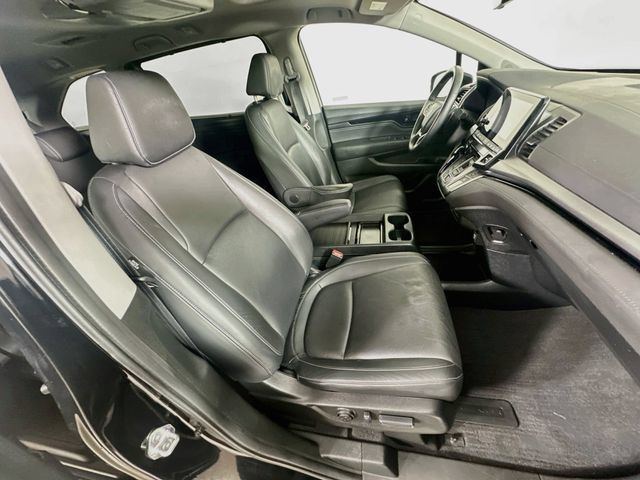 Certified 2024 Honda Odyssey Touring image 8