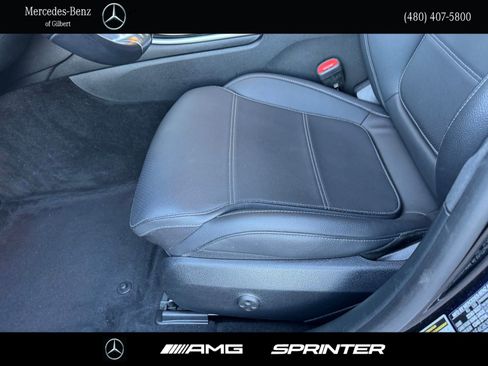 Used 2024 Mercedes-Benz C 300 Sedan image 14