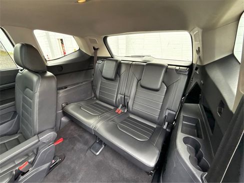 Used 2019 Volkswagen Atlas SEL Premium image 37