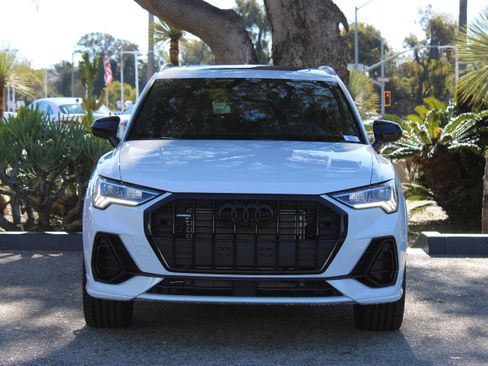 New 2025 Audi Q3 2.0T Premium Plus image 2