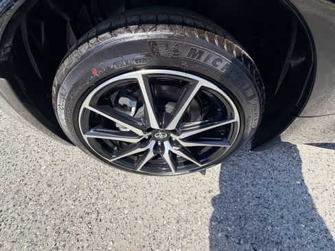 Used 2025 Toyota GR86 RWD image 38