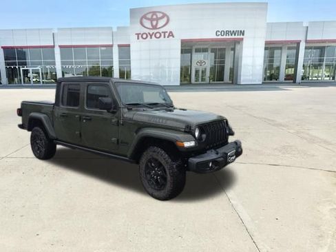 Used 2021 Jeep Gladiator Sport AWD/4WD image 4