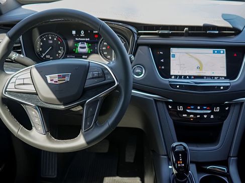 New 2026 Cadillac XT5 Premium Luxury w/ LPO, ONYX Package FWD image 25