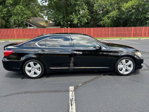 Used 2012 Lexus LS 460 L w/ Luxury Pkg RWD image 8