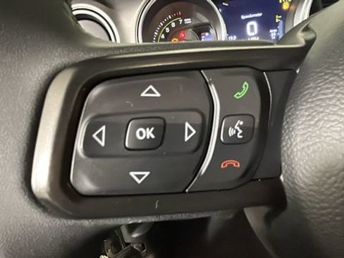 Used 2023 Jeep Wrangler Unlimited w/ 8.4" Radio Group AWD/4WD image 13