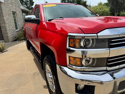 Used 2015 Chevrolet Silverado 2500 LTZ w/ LTZ Plus Package AWD/4WD image 29