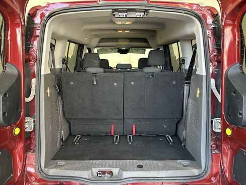 Used 2019 Ford Transit Connect XLT w/ Driver-Assist Package image 29