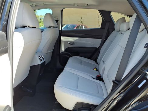 Used 2025 Hyundai Tucson SEL image 25