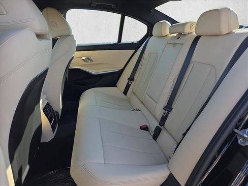 Certified 2025 BMW 330i Sedan w/ Convenience Package RWD image 26