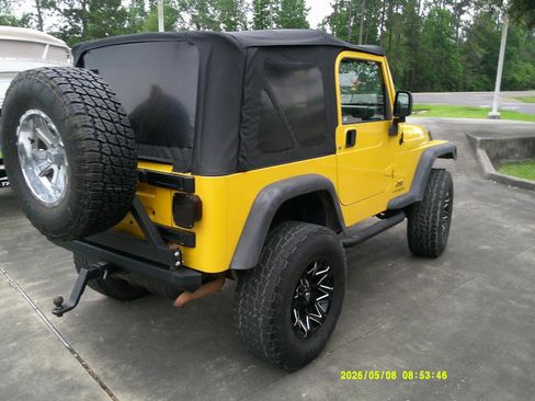Used 2006 Jeep Wrangler X w/ Tire & Wheel Group (Ecco) AWD/4WD image 4