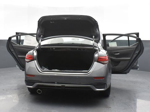 New 2025 Nissan Sentra SR w/ SR Premium Package image 36