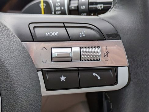 Certified 2025 Hyundai Tucson SEL image 30