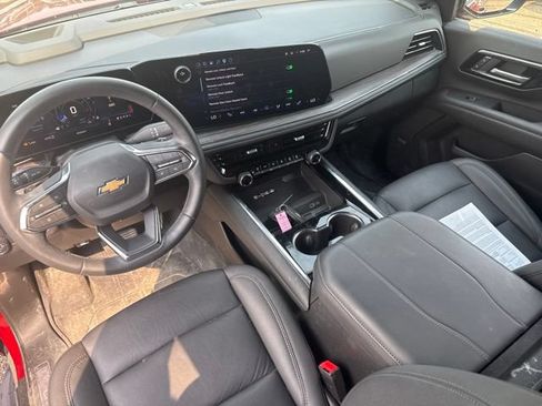 Used 2025 Chevrolet Tahoe LT w/ Comfort Package AWD/4WD image 25