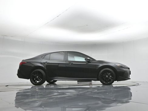 Used 2025 Toyota Camry SE w/ Convenience Package FWD image 49