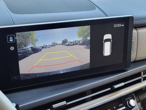 Used 2024 Hyundai Santa Fe SE FWD image 18
