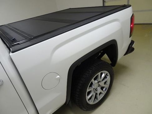 Used 2017 GMC Sierra 1500 Denali w/ Denali Ultimate Package image 12