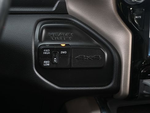 Used 2022 RAM 2500 Laramie AWD/4WD image 28