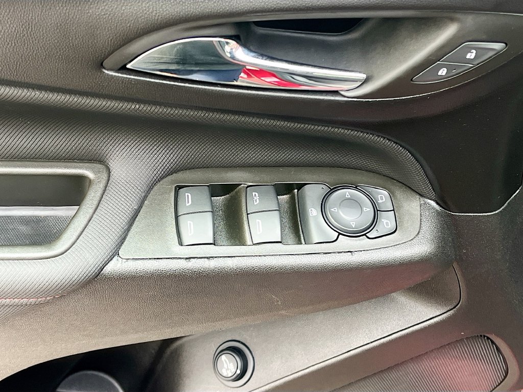 Used 2024 Chevrolet Equinox RS w/ LPO, Floor Liner Package AWD/4WD image 18