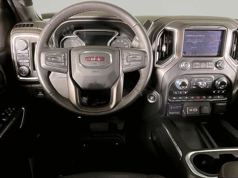 Used 2021 GMC Sierra 1500 AT4 w/ AT4 Premium Package AWD/4WD image 8