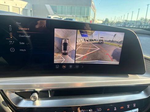Used 2026 Cadillac Lyriq Signature Luxury w/ Nappa Leather Package AWD/4WD image 11
