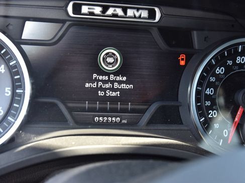 Used 2021 RAM 1500 Big Horn AWD/4WD image 8